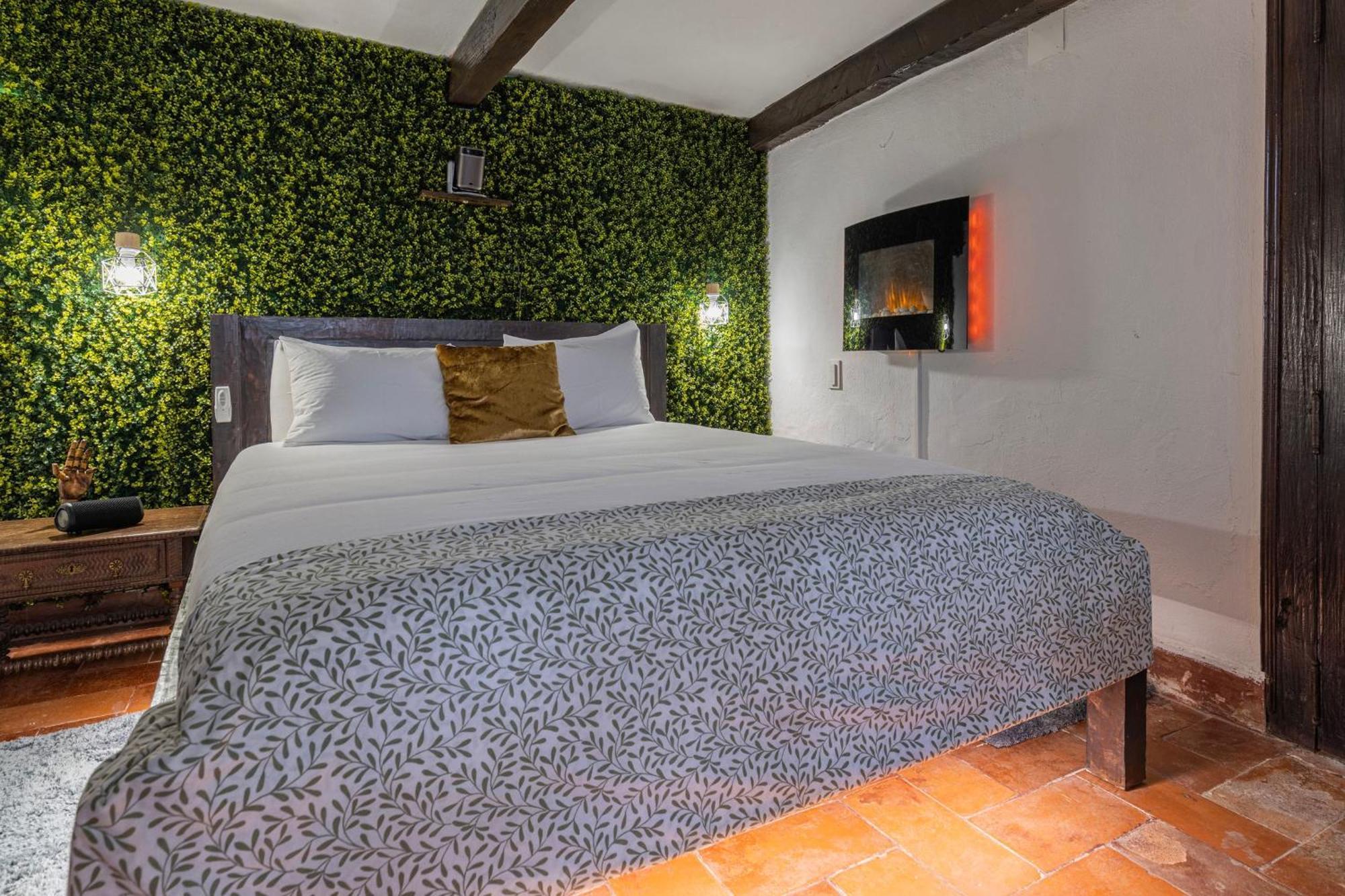 Small Cozy Room In Palace Patio With Hot Tub And Snooker - Sintra Wow Extérieur photo